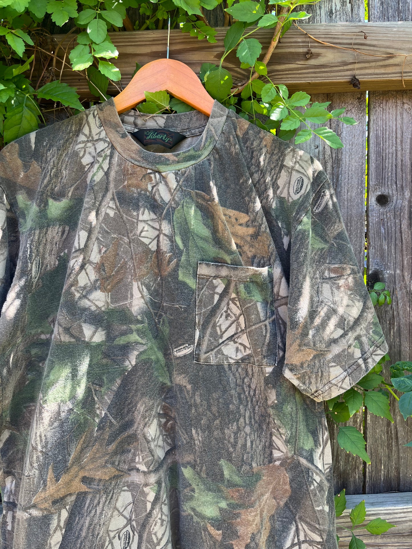 80s/90s realtree camo pocket tee for hannah