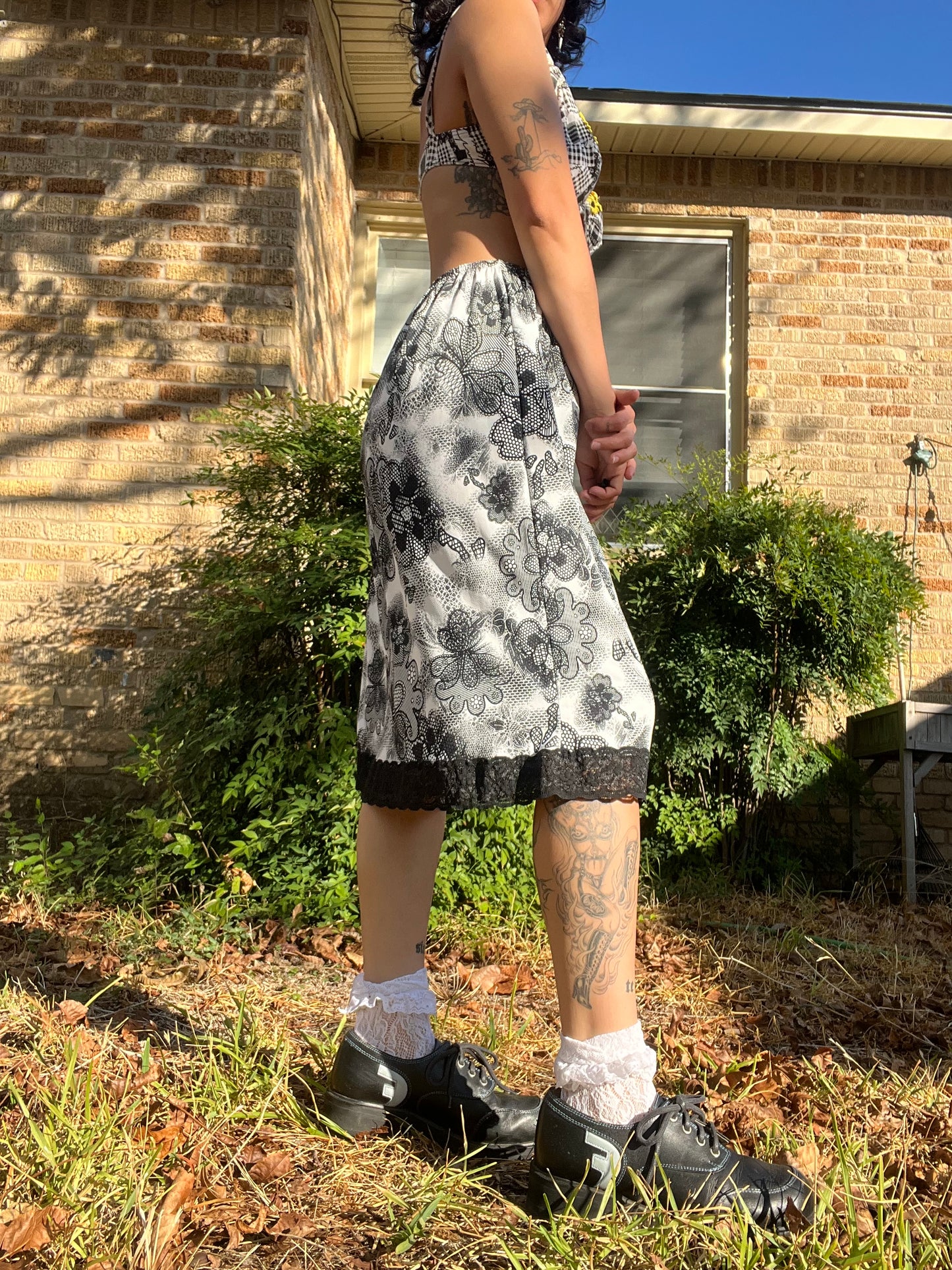 1990s B&W Floral Midi Skirt