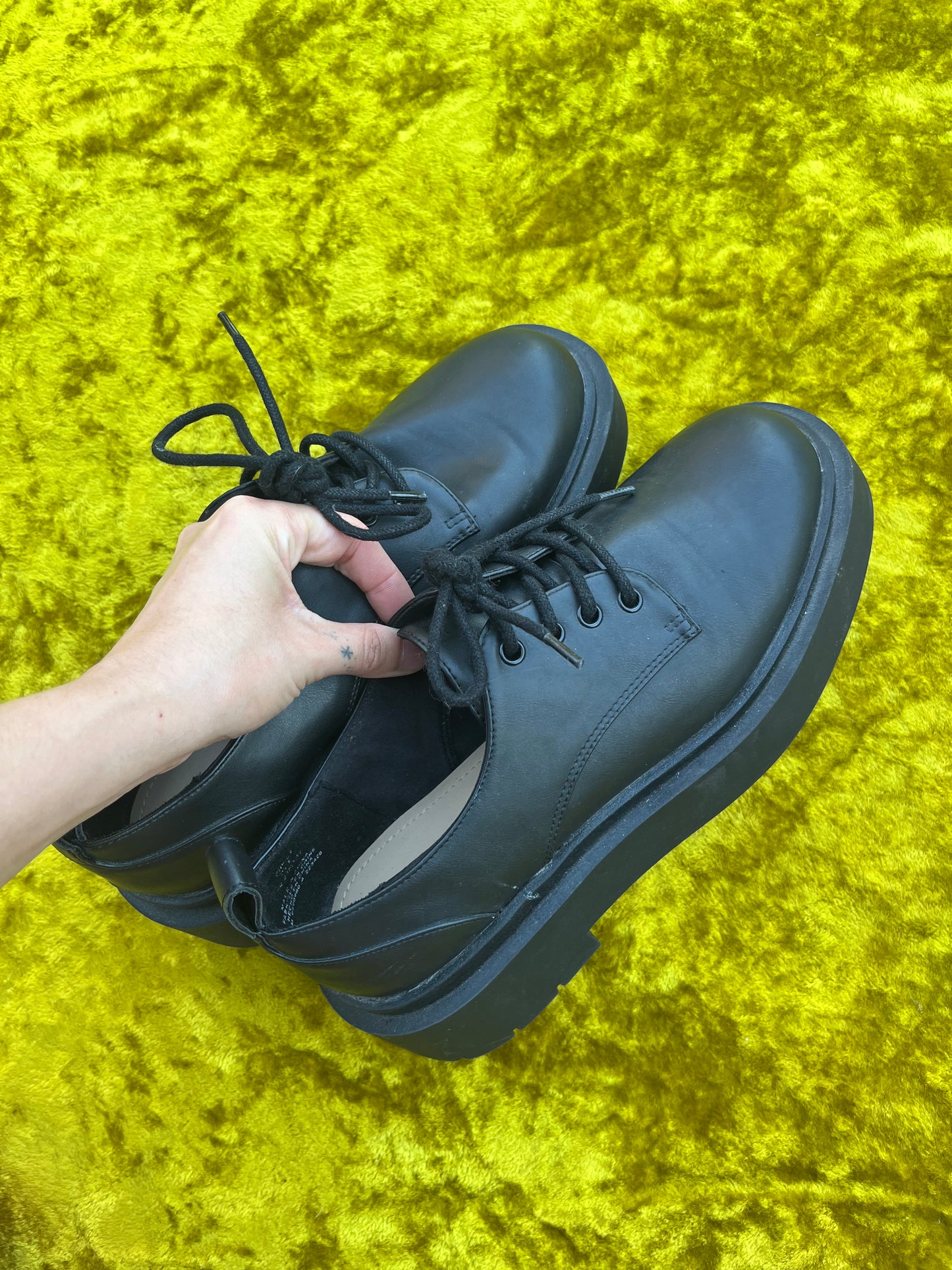 modern h&m oxfords for yami