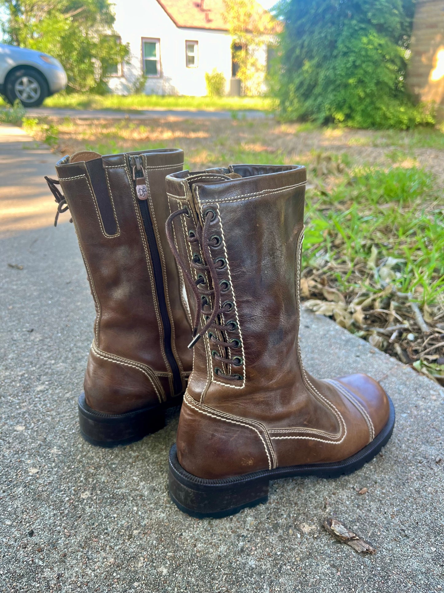 90s/y2k leather lace up boots for esma
