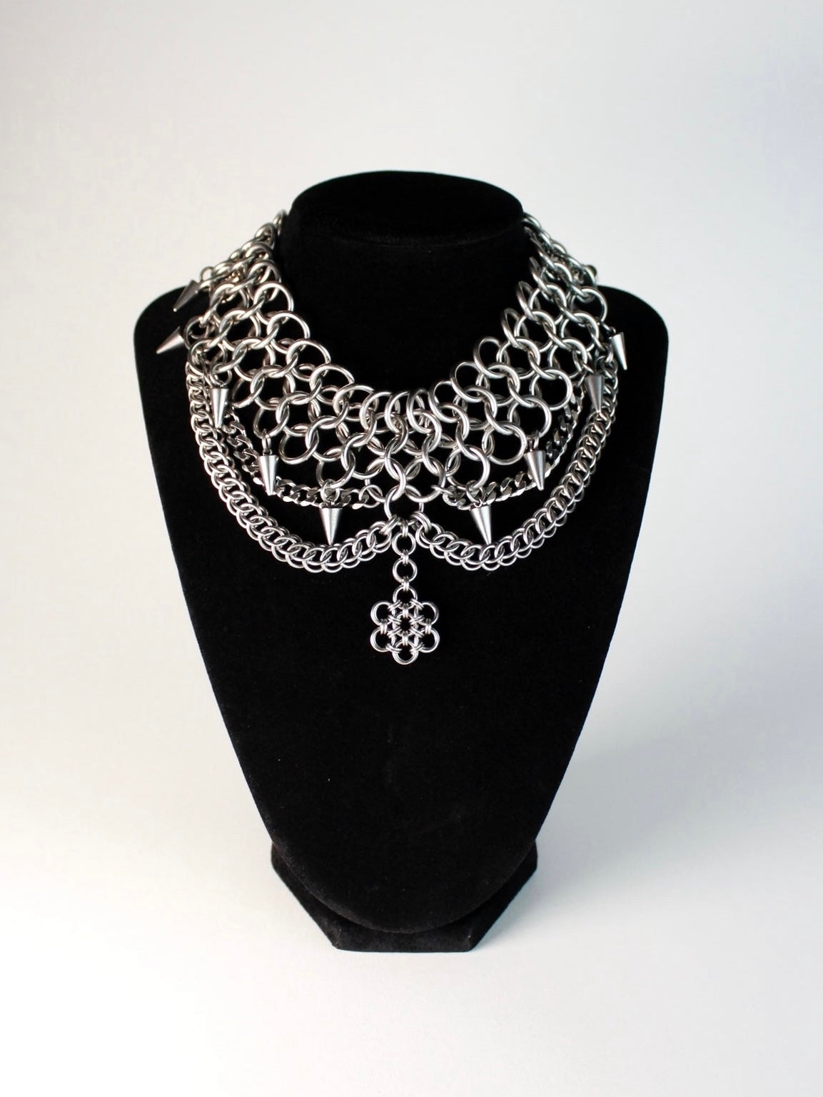 Queen of Souls Choker
