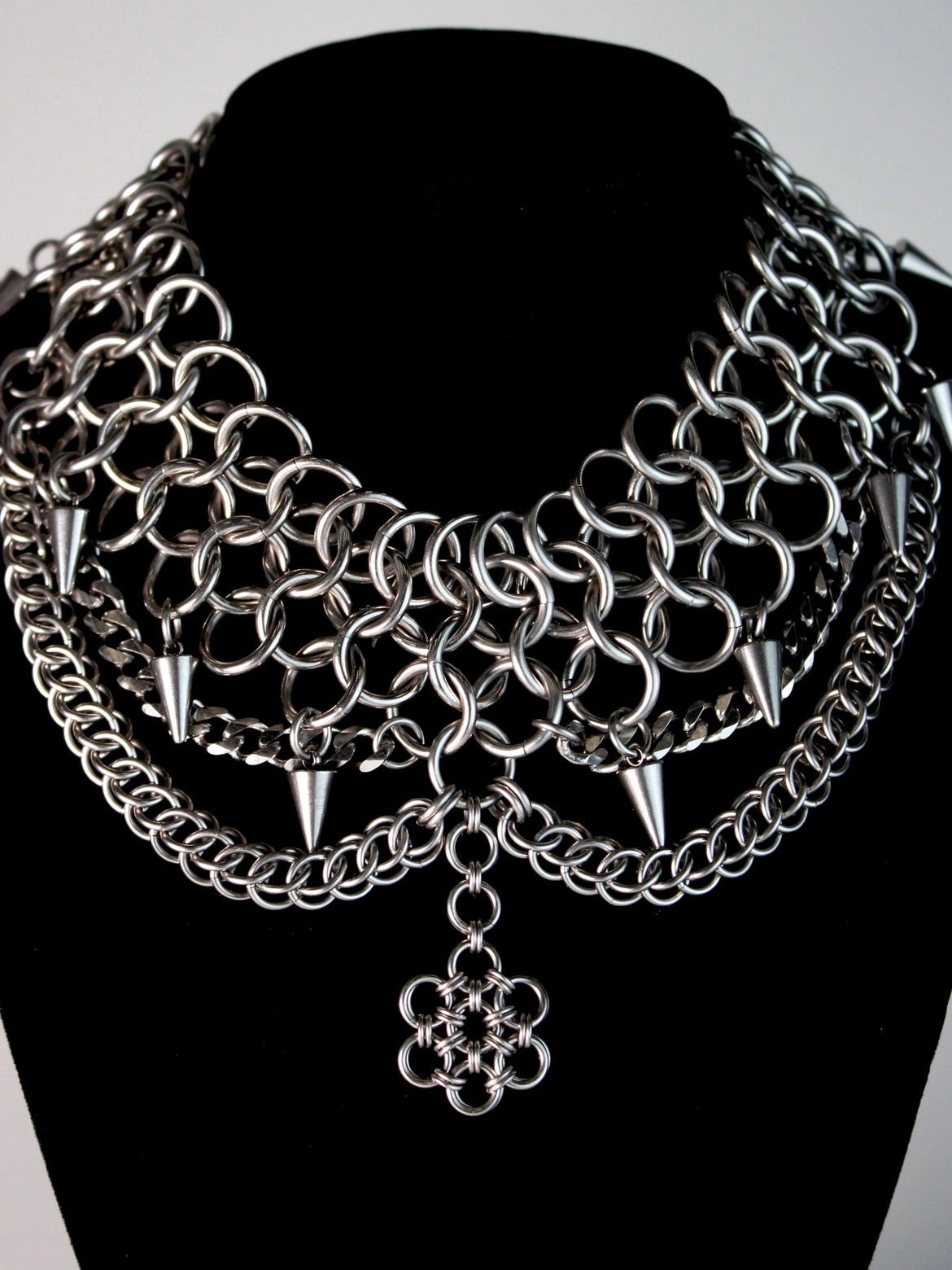 Queen of Souls Choker
