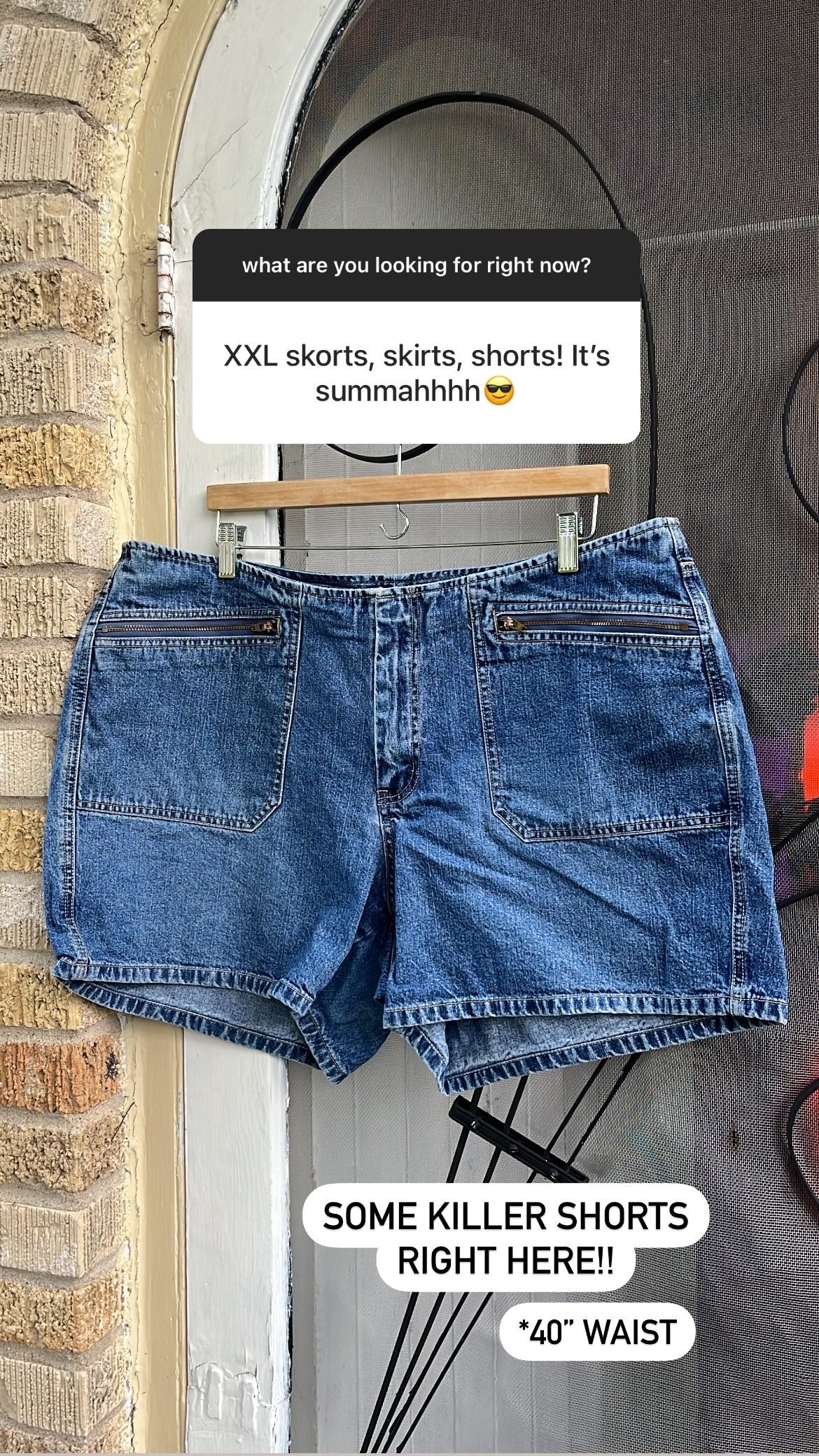 90s/y2k zip front shorts for sarah