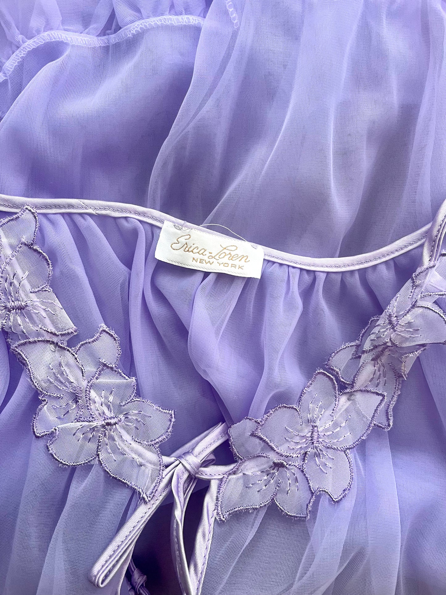 1970s Pale Lavender Nightie