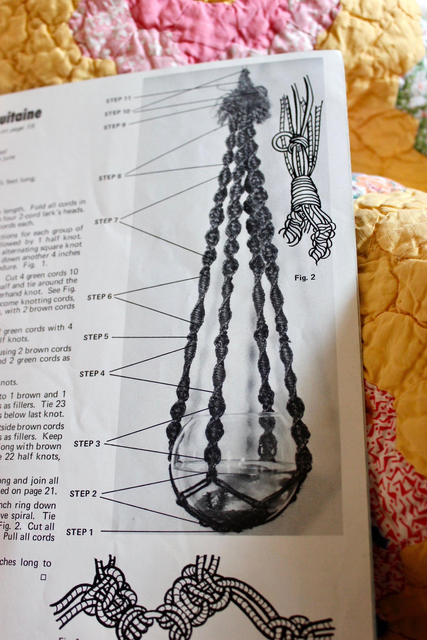 1970s Advanced Macramé Hanger Patternbook