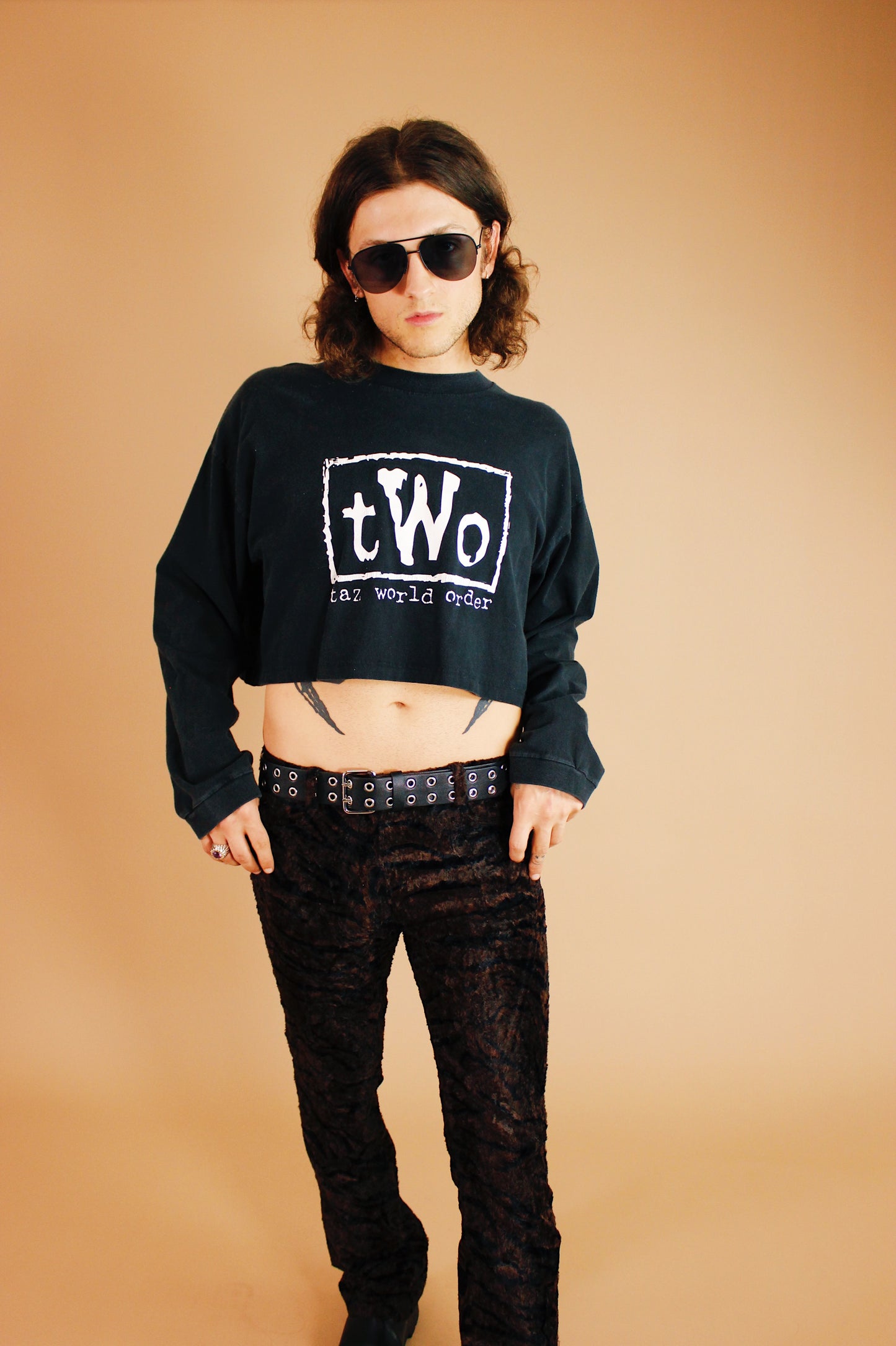 1990s Taz World Order Cropped Longsleeve