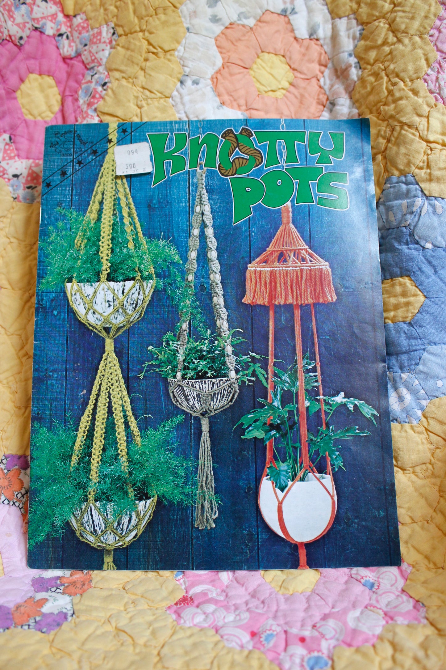 1970s Knotty Pots Macramé Patternbook