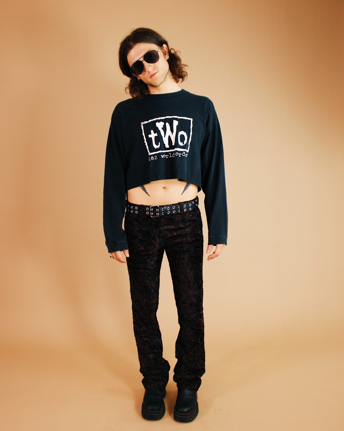 1990s Taz World Order Cropped Longsleeve