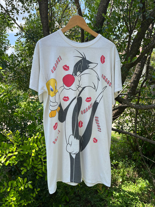 90s sylvester & tweety sleep tee for sunny