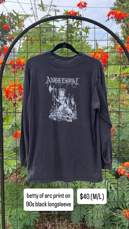 betty of arc 90s longsleeve for rose
