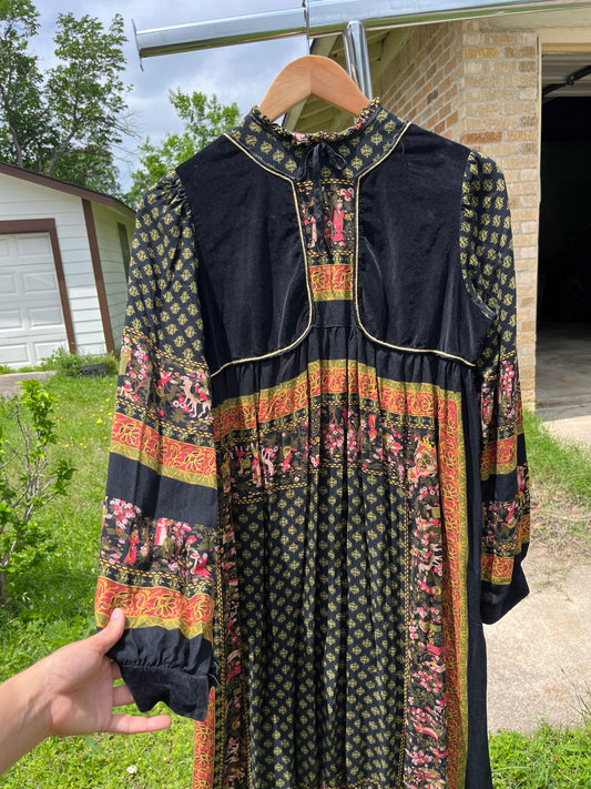 70s novelty print dress for esma