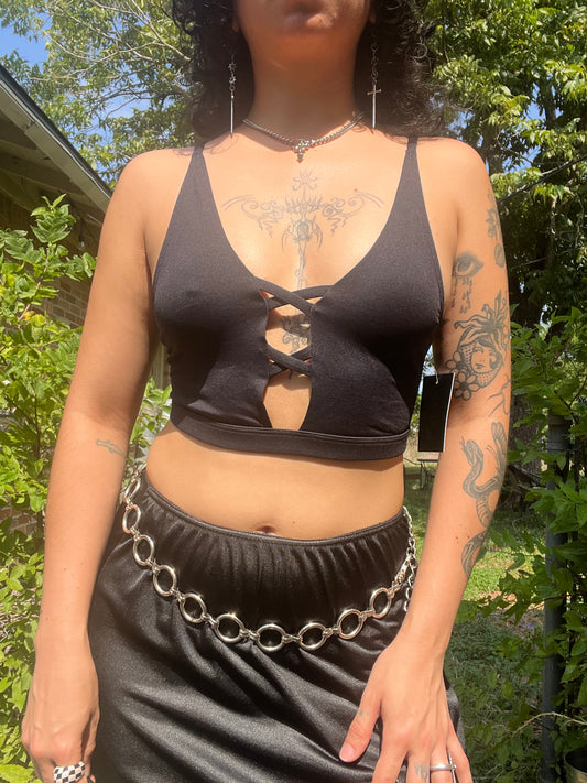 modern frederick’s black bra + aerie red lace bra for darrian