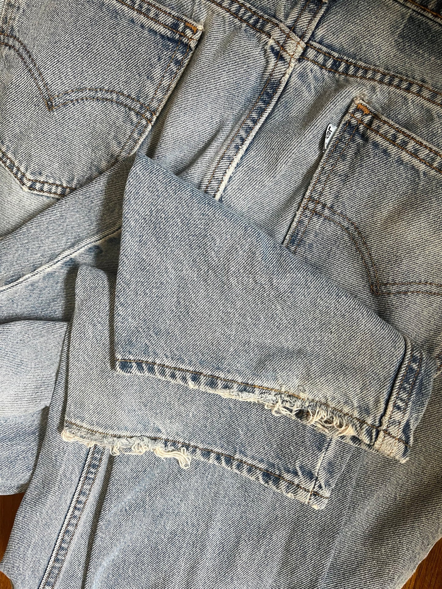 1990s Relaxed Silver Tab Levi’s