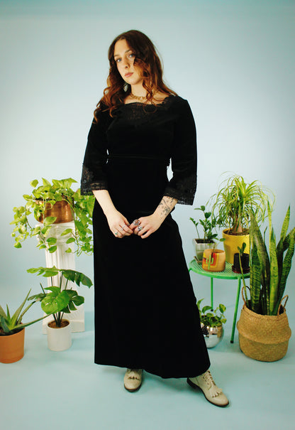 1970s Cottage Witch Maxi