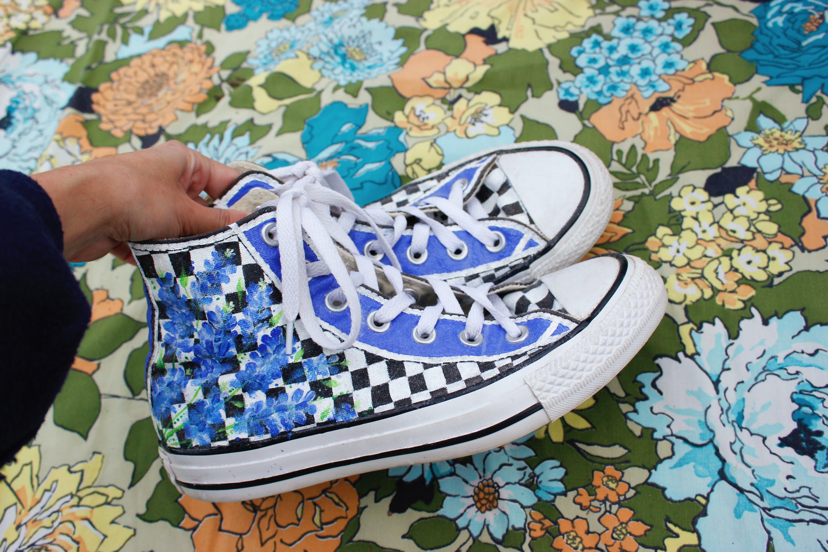 Bluebonnet Checker Painted Converse M5 W7